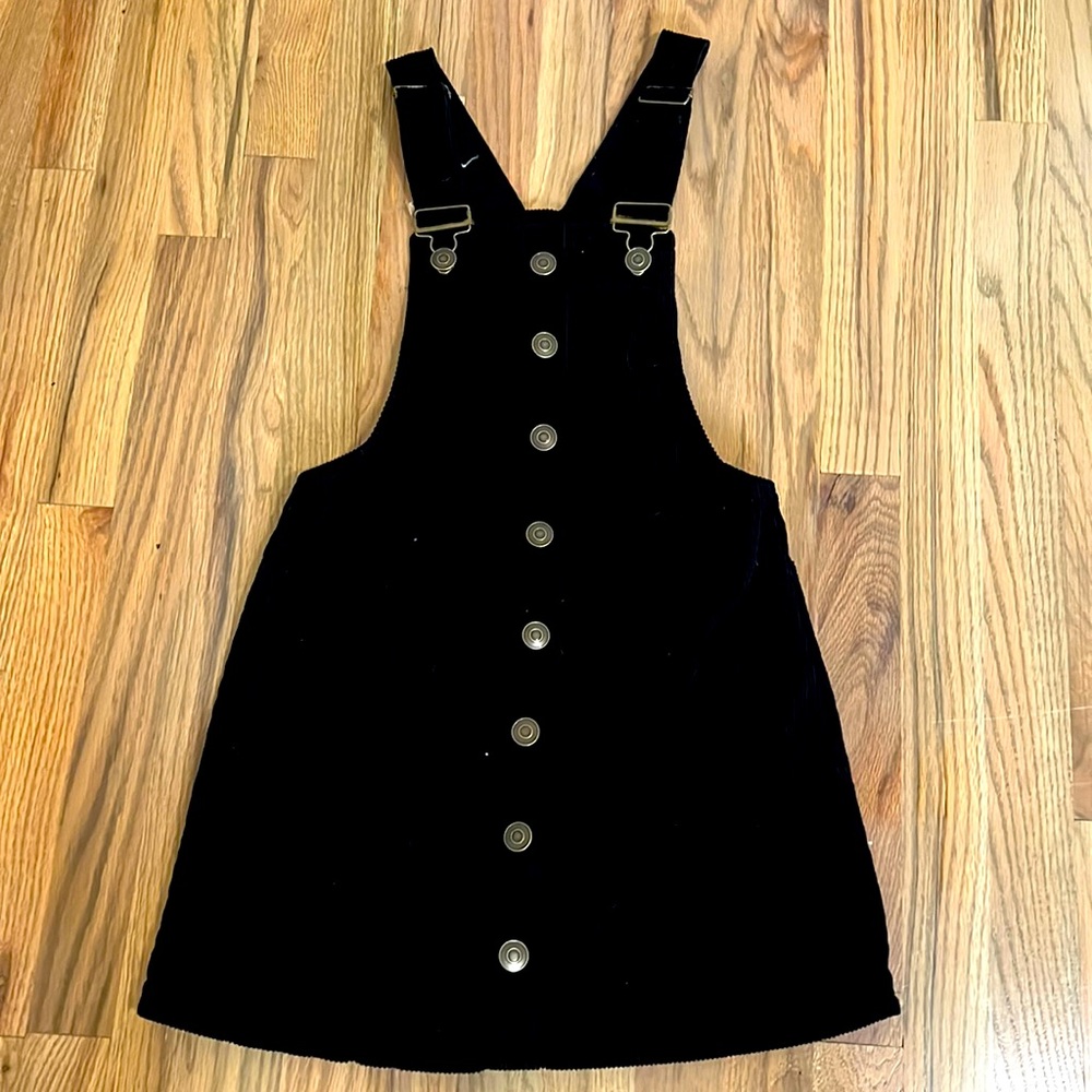 Cute black button up dress overall in women’s XS